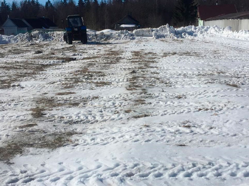 уборка снега трактором, перед монтажом